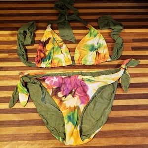 Reversible and adjustable bikini